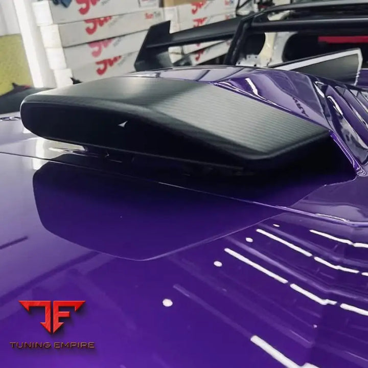 LAMBORGHINI HURACAN STO CARBON FIBER BODY KIT 2020Y