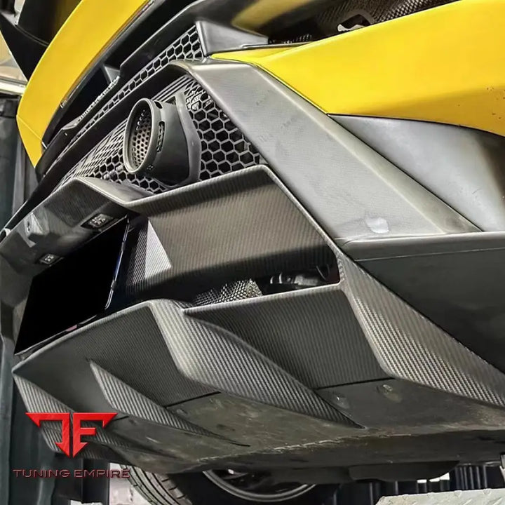LAMBORGHINI HURACAN STO CARBON FIBER REAR BUMPER DIFFUSER