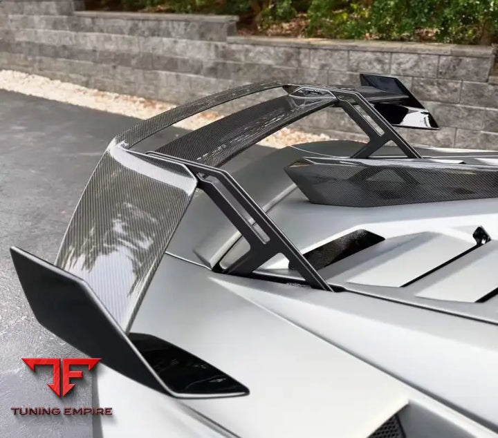 LAMBORGHINI HURACAN STO CARBON FIBER REAR SPOILER WING