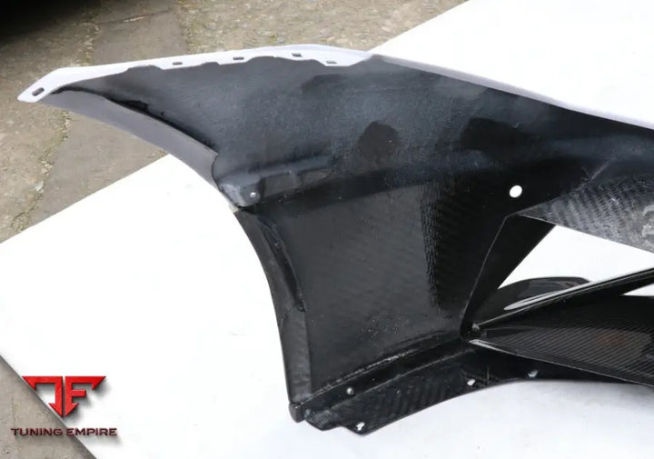 LAMBORGHINI HURACAN STO DRY CARBON BODY KIT