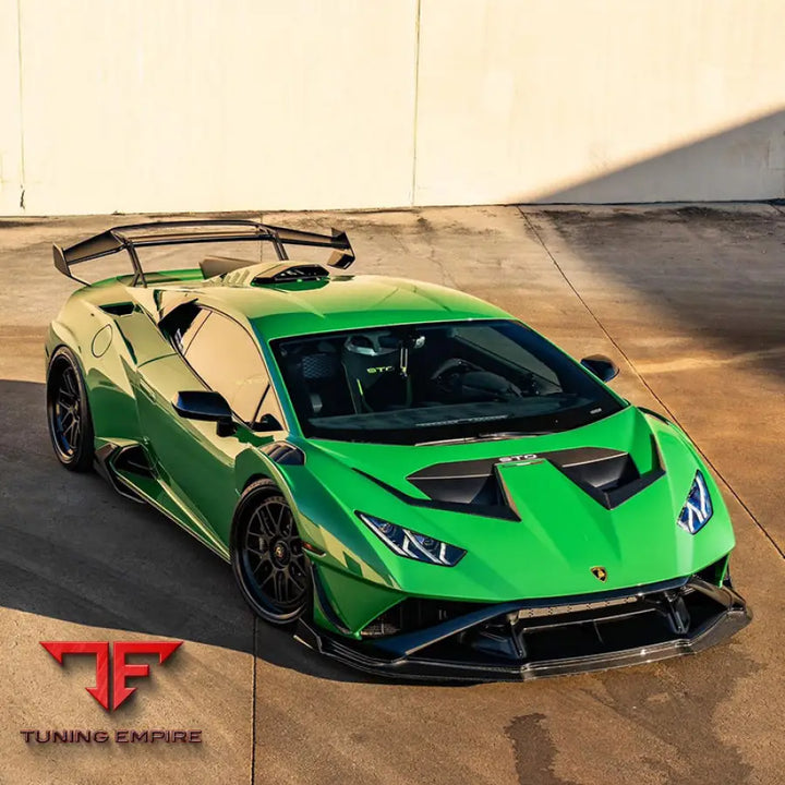 LAMBORGHINI HURACAN STO DRY CARBON FIBER BODY KIT