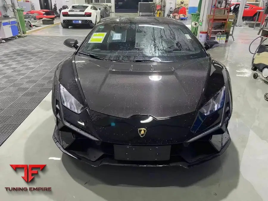 LAMBORGHINI HURACAN TECNICA CARBON FIBER PARTS