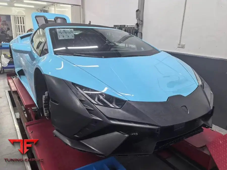LAMBORGHINI HURACAN TECNICA CONVERSION CARBON FIBER PARTS