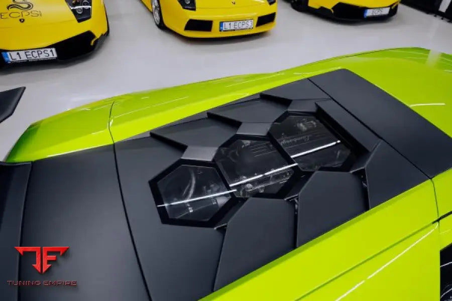 LAMBORGHINI MURCIELAGO LP670 SV CARBON FIBER BODY KIT