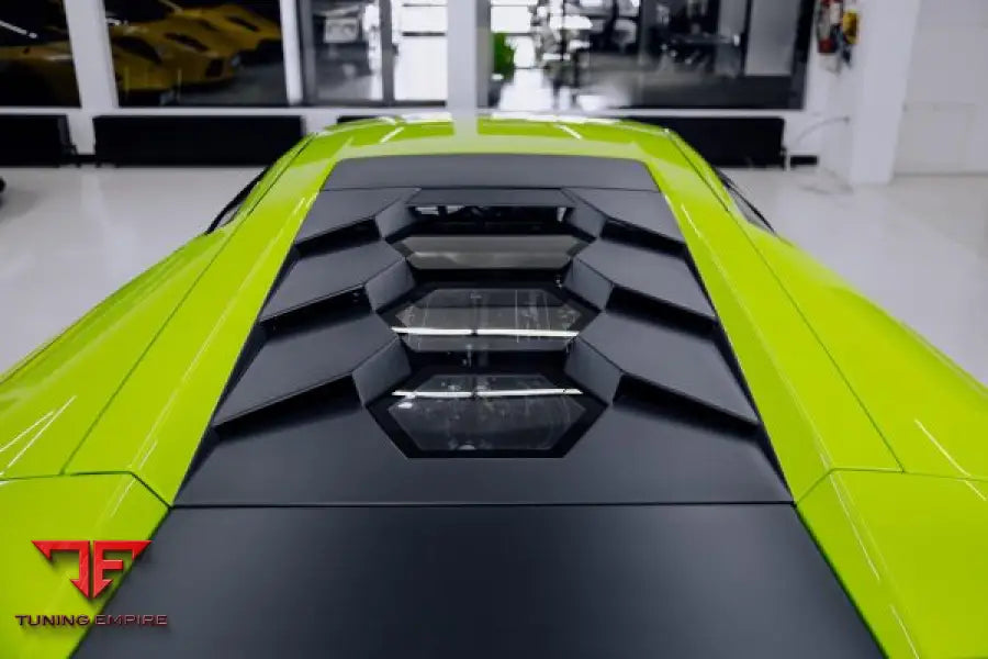 LAMBORGHINI MURCIELAGO LP670 SV CARBON FIBER BODY KIT