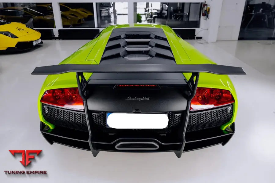 LAMBORGHINI MURCIELAGO LP670 SV CARBON FIBER BODY KIT