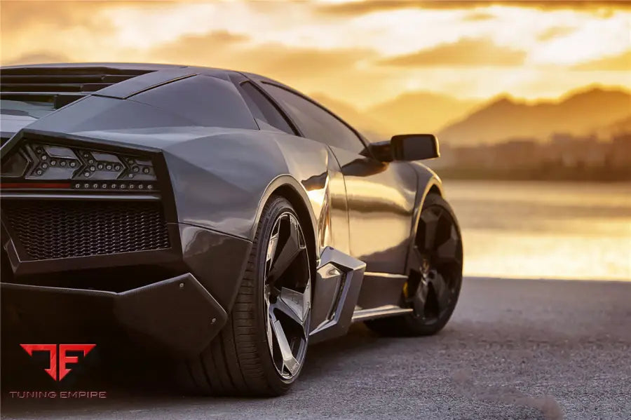 LAMBORGHINI MURCIELAGO REVENTON STYLE FULL BODY KIT BSD
