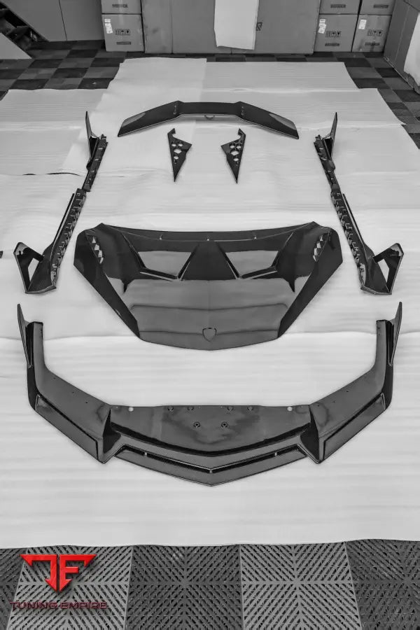 LAMBORGHINI REVUELTO CARBON FIBER PARTS