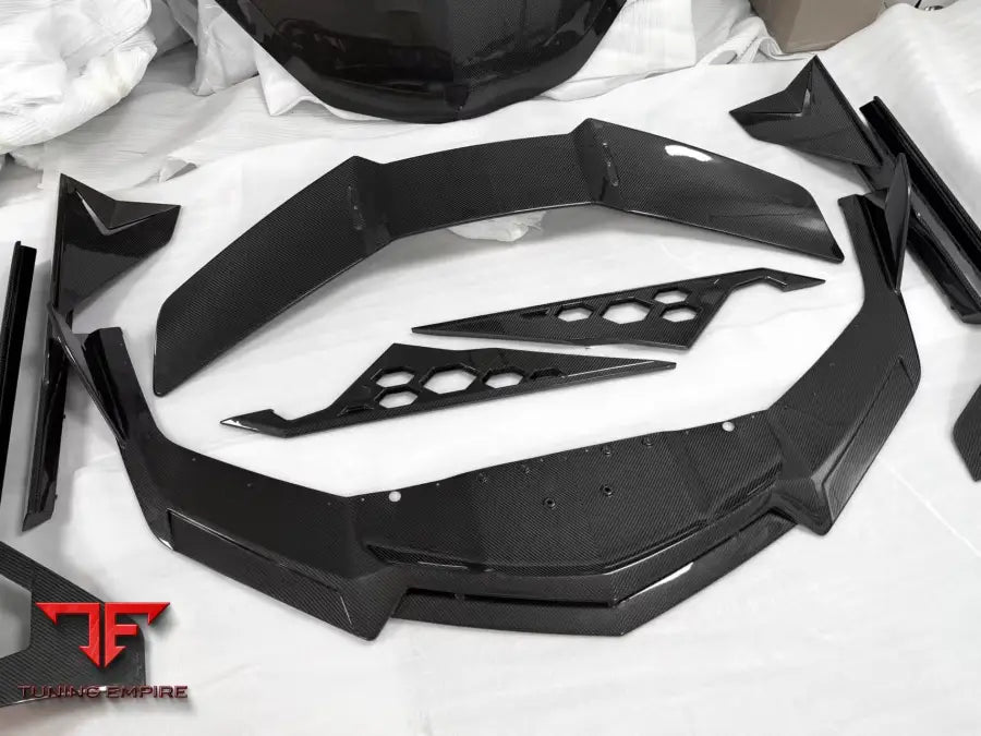 LAMBORGHINI REVUELTO CARBON FIBER PARTS