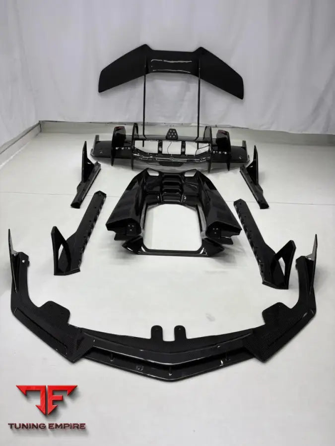 LAMBORGHINI REVUELTO CARBON BODY KIT