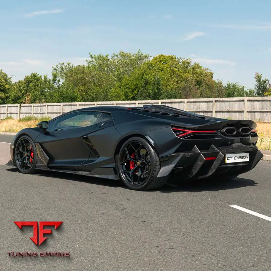 LAMBORGHINI REVUELTO CARBON FIBRE REAR DIFFUSER - CT CARBON