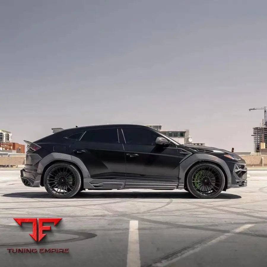 LAMBORGHINI URUS BODY KIT