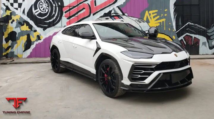 LAMBORGHINI URUS CARBON BODY KITS PARTS