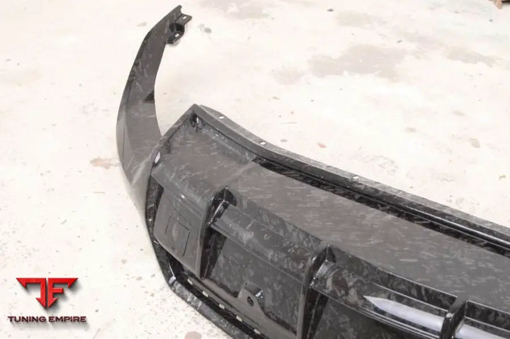 LAMBORGHINI URUS CARBON FIBER BODY KIT