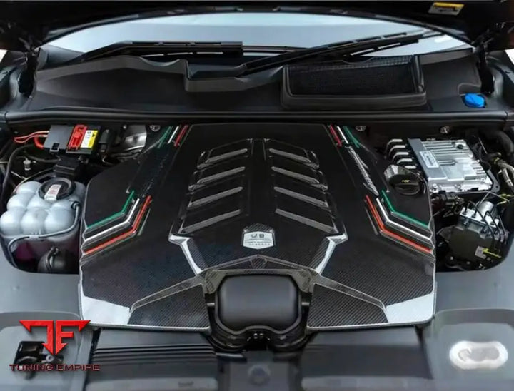 LAMBORGHINI URUS CARBON FIBER ENGINE BAY COVER
