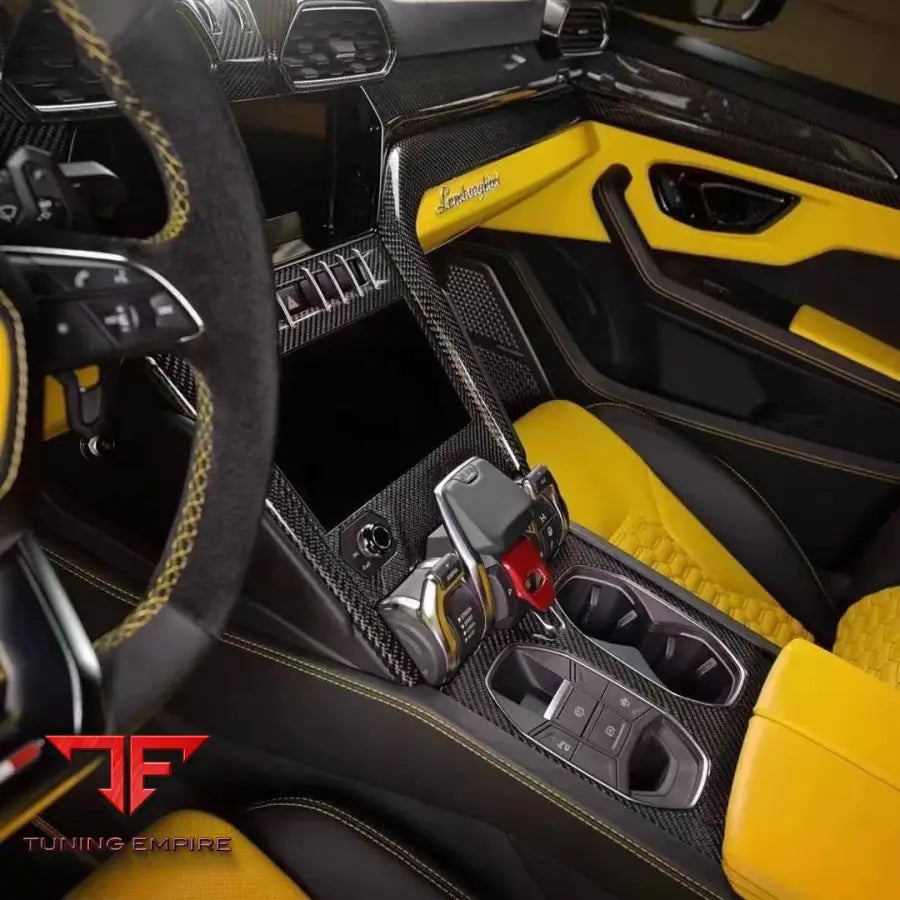 LAMBORGHINI URUS CARBON FIBER INTERIOR KIT