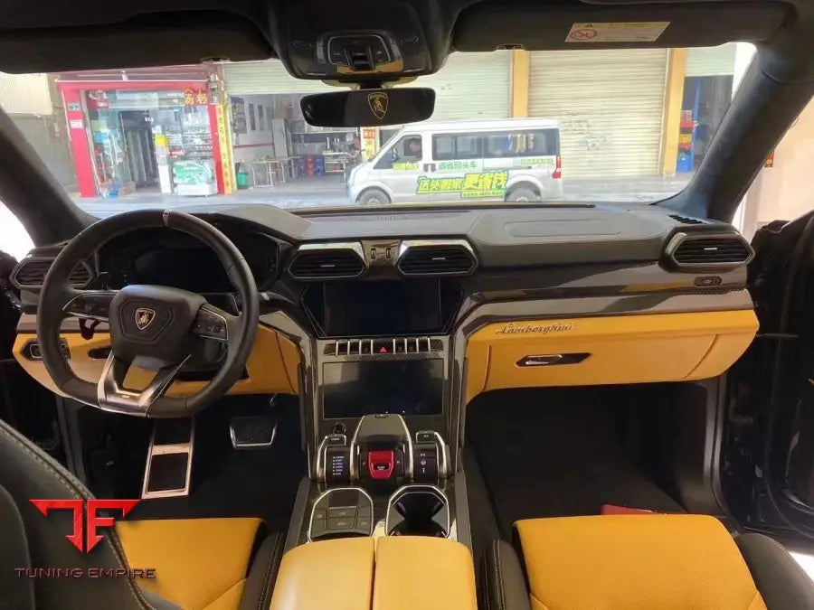 LAMBORGHINI URUS CARBON FIBER INTERIOR KIT