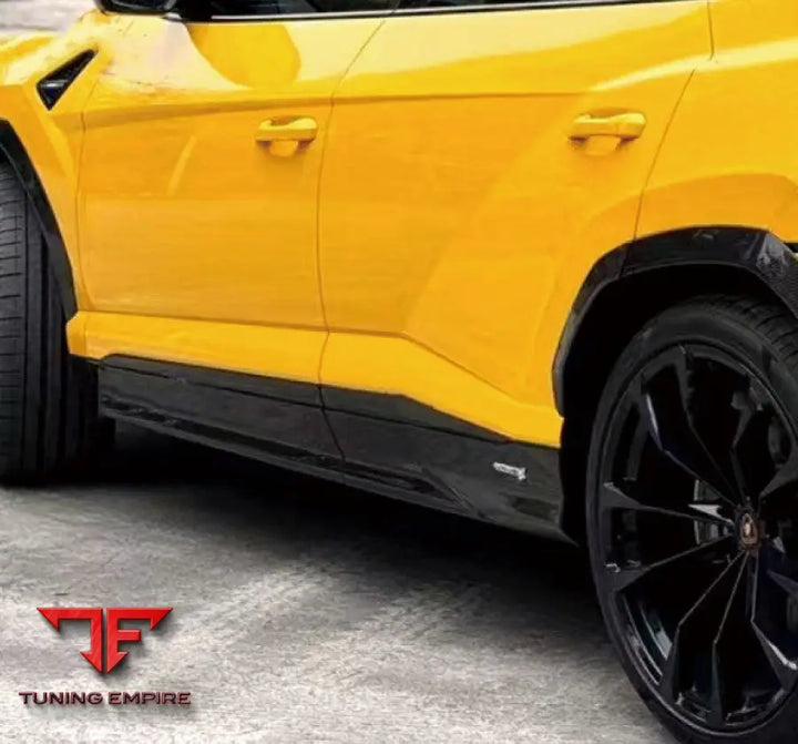 LAMBORGHINI URUS OEM STYLE CARBON FIBER PARTS