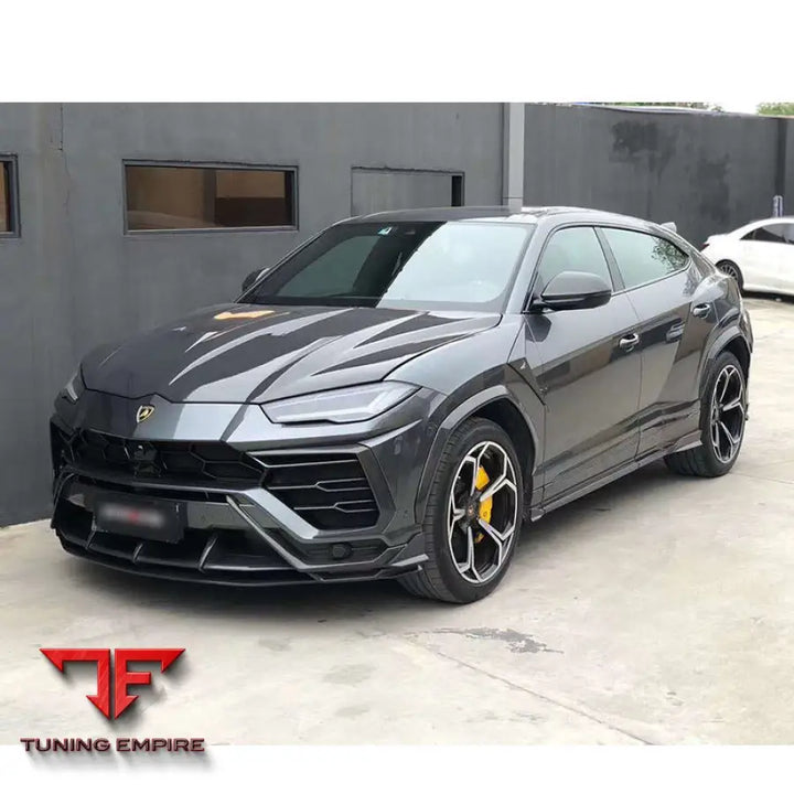 LAMBORGHINI URUS TC STYLE CARBON FIBER PARTS