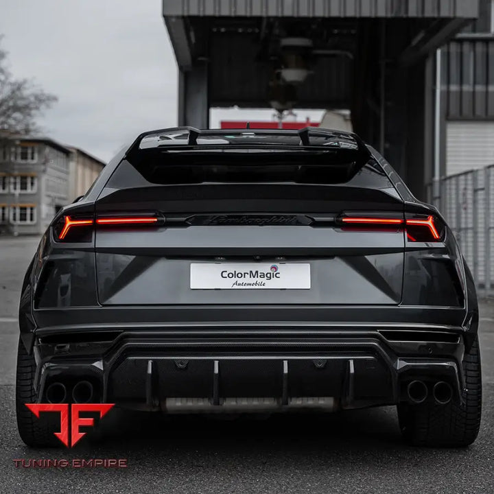 LAMBORGHINI URUS CARBON FIBRE BOOT SPOILER - CT CARBON