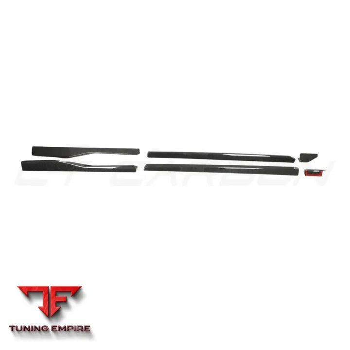 LAMBORGHINI URUS CARBON FIBRE SIDE SKIRTS - CT CARBON