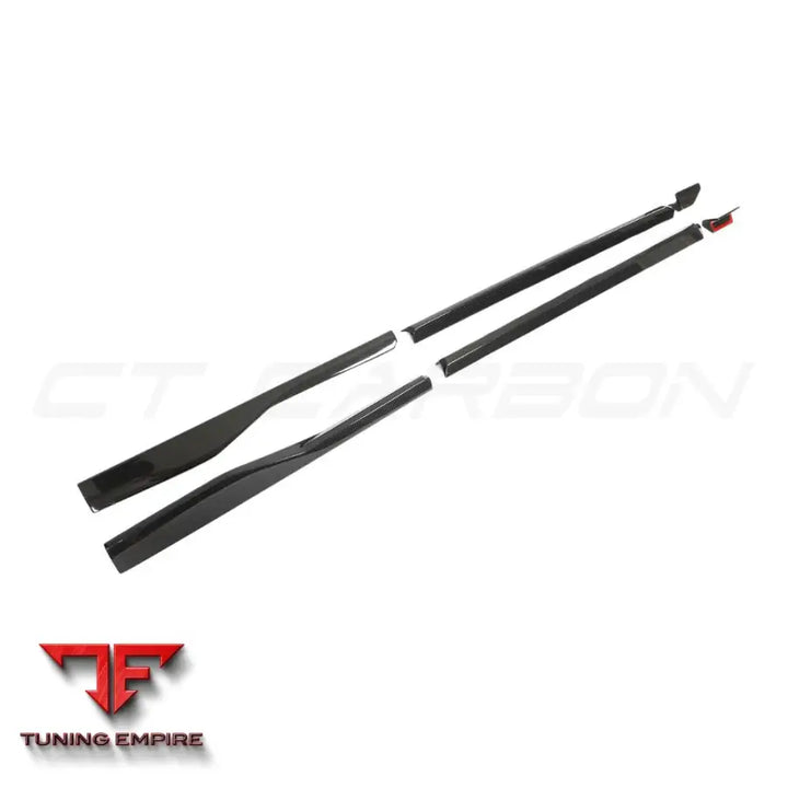 LAMBORGHINI URUS CARBON FIBRE SIDE SKIRTS - CT CARBON