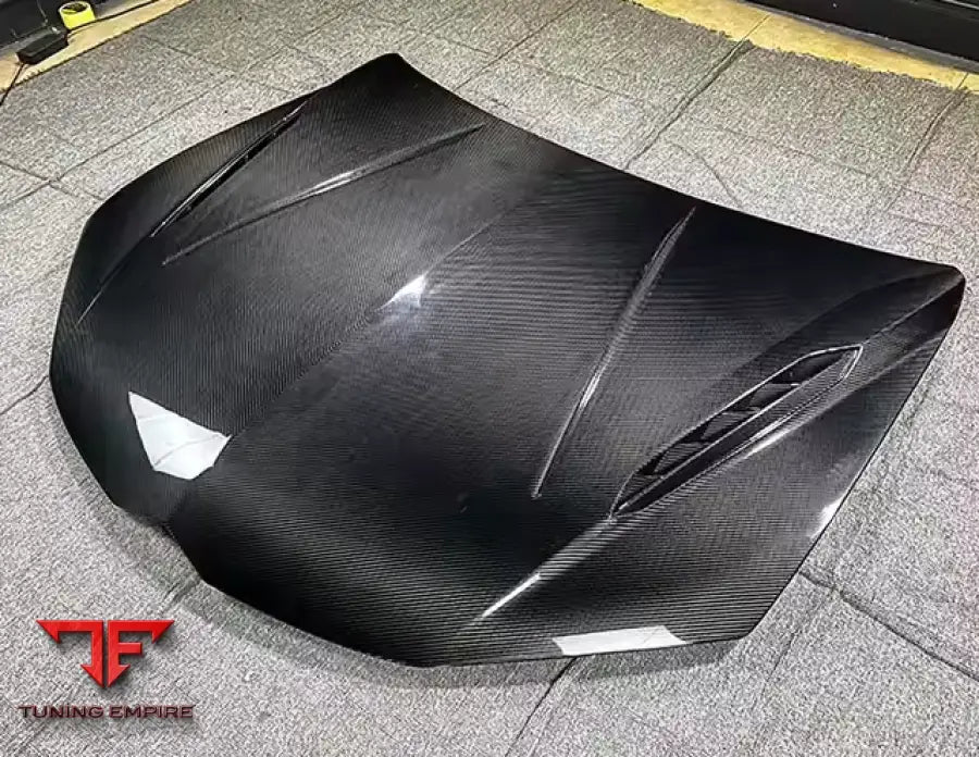 LAMBORGHINI URUS CARBON BODY KIT PARTS