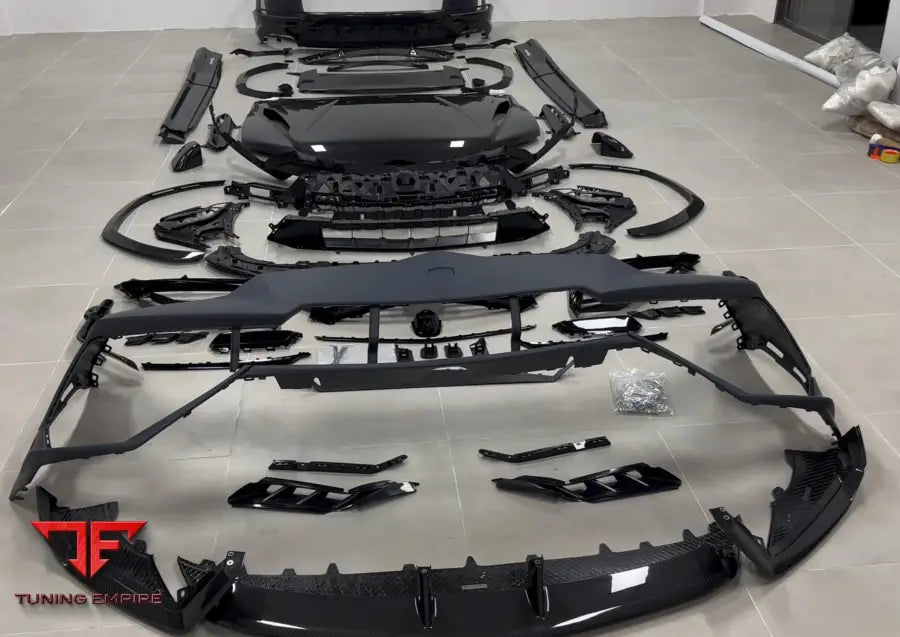 LAMBORGHINI URUS CONVERT TO URUS PERFORMANTE BODY KIT