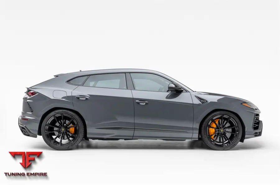 LAMBORGHINI URUS FORGED WHEELS AND EXHAUST SYSTEM