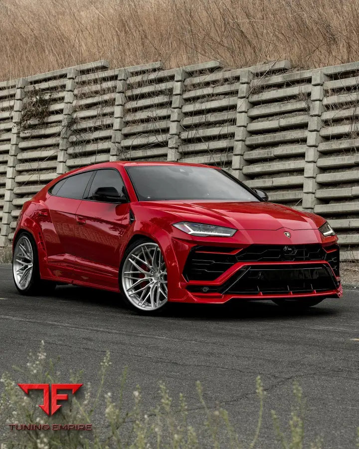 LAMBORGHINI URUS FORGED WHEELS AND EXHAUST SYSTEM