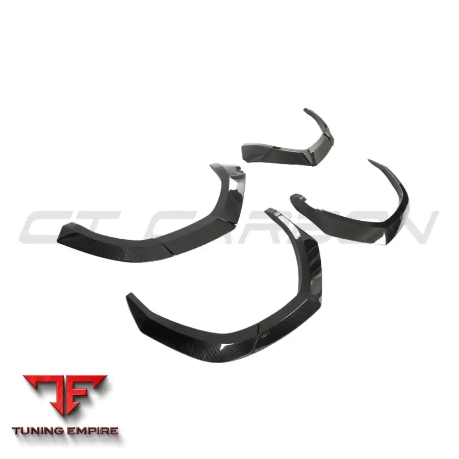 LAMBORGHINI URUS FULL CARBON FIBRE ARCHES - CT CARBON