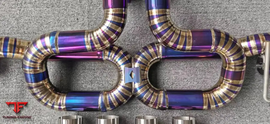 LAMBORGHINI URUS RACE EXHAUST WITH CATLESS DOWNPIPES