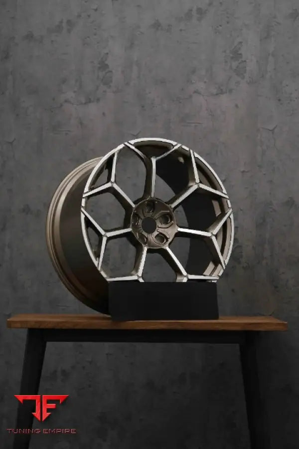 LAMBORGHINI URUS WHEELS