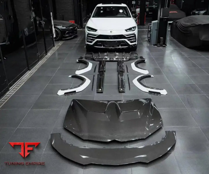 LAMBORGHINI URUS WIDEBODY KIT