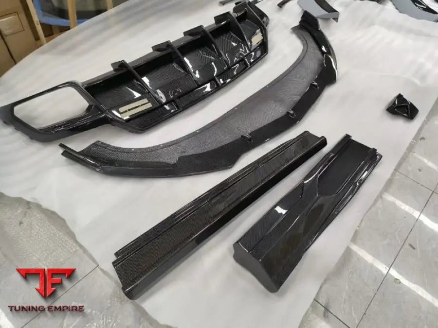 LAMBORGHINI URUS WIDEBODY KIT PERFORMANTE/S