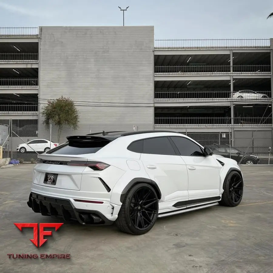 LAMBORGHINI URUS WIDEBODY KIT PERFORMANTE/S