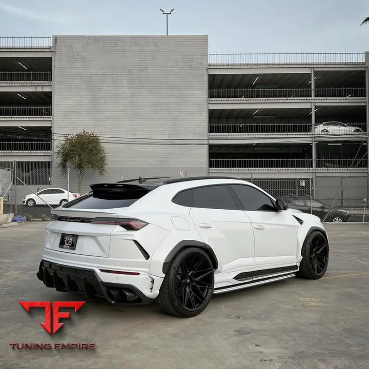 LAMBORGHINI URUS WIDEBODY KIT PERFORMANTE/S