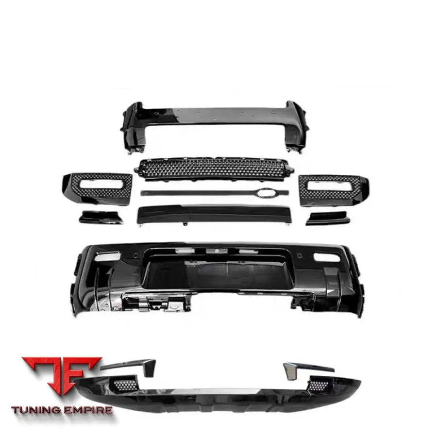 LAND ROVER DEFENDER 007 BLACK KNIGHT BODYKIT 2020-2023