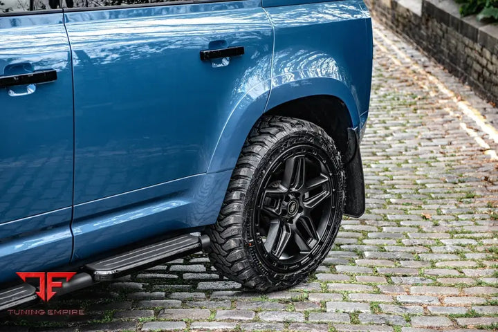 LAND ROVER DEFENDER 110 KAHN ALLOY WHEELS