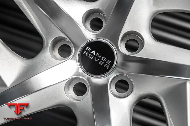 LAND ROVER DEFENDER 130 KAHN FORGED ALLOY WHEELS