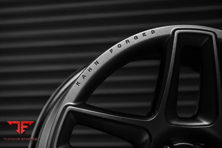 LAND ROVER DEFENDER 130 KAHN FORGED WHEELS