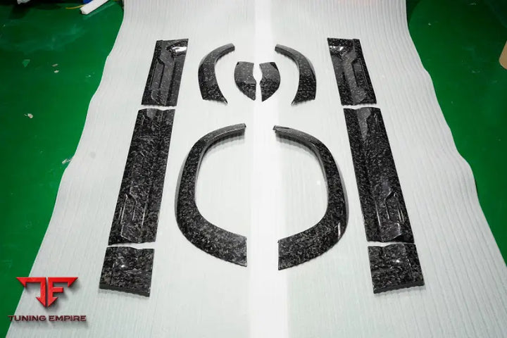 LAND ROVER DEFENDER 2021 + DRY CARBON BODY KIT