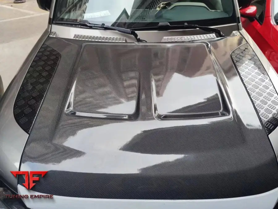 LAND ROVER DEFENDER CARBON FIBER FRONT BONNET HOOD
