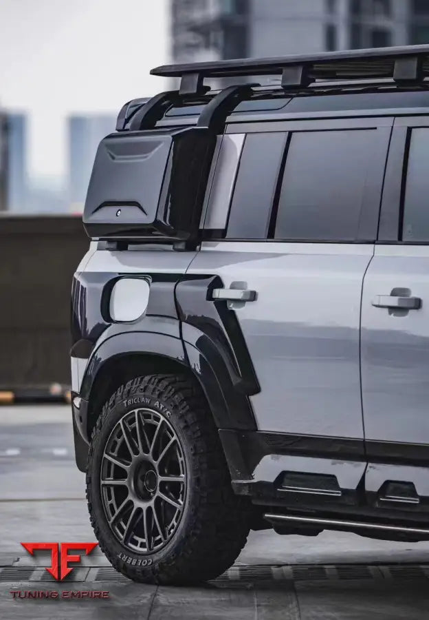 LAND ROVER DEFENDER CARBON FIBER PARTS
