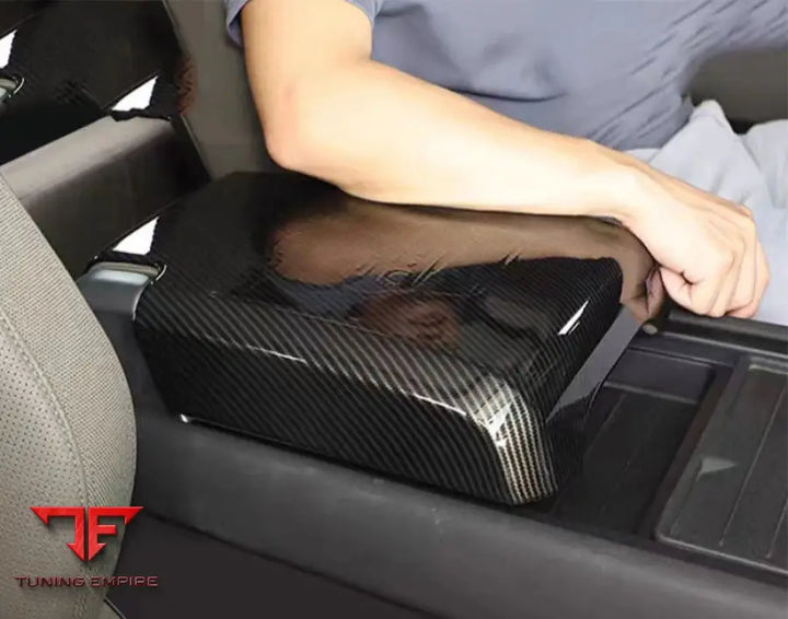 LAND ROVER DEFENDER DRY CARBON ARMREST GUARD 2020