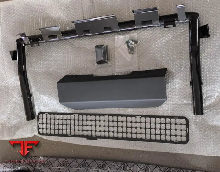 LAND ROVER DEFENDER FRONT GUARD 2021