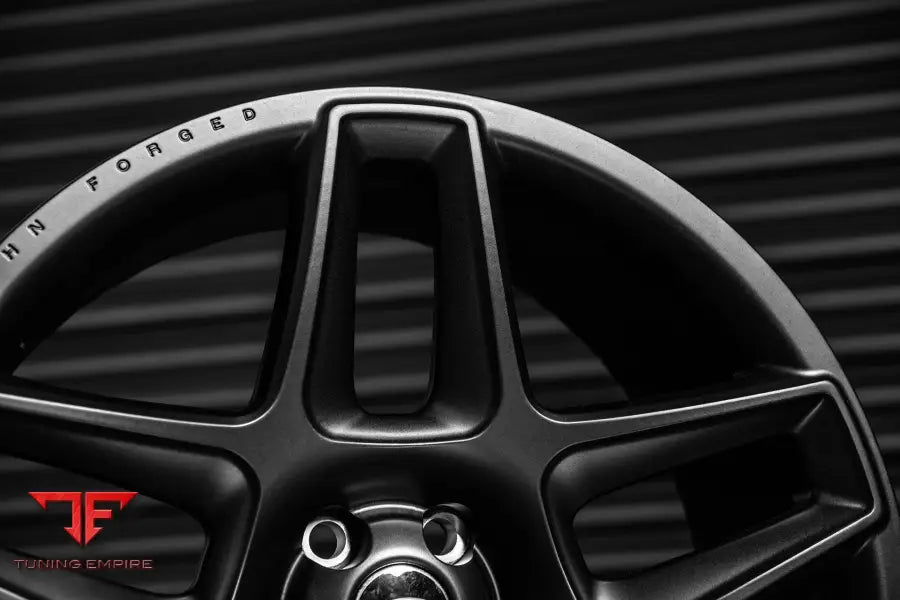 LAND ROVER DEFENDER KAHN FORGED ALLOY WHEELS