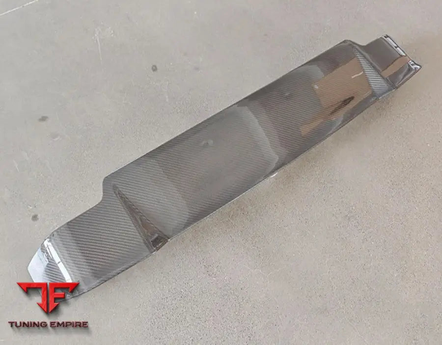 LAND ROVER DEFENDER REAR WING