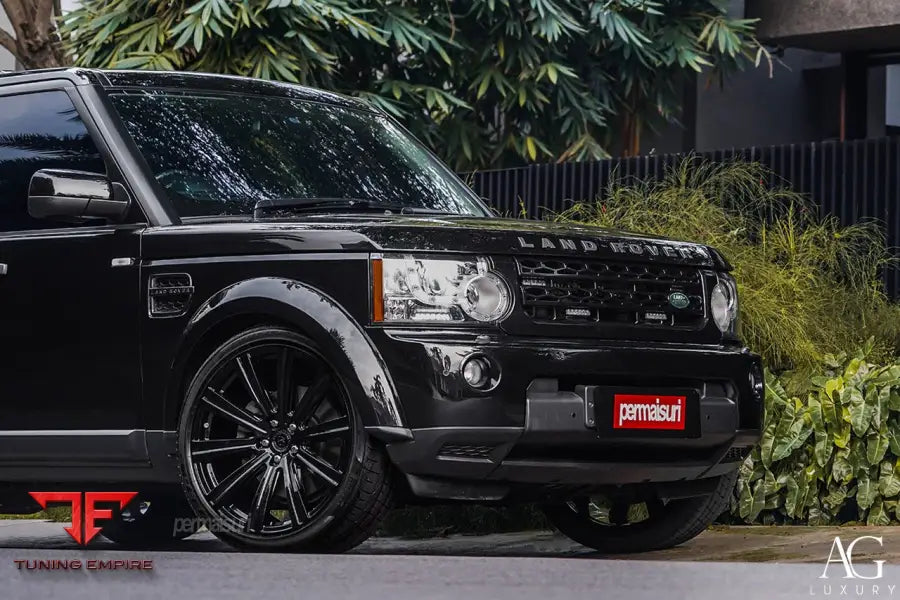 Land Rover Discovery on custom forged wheels