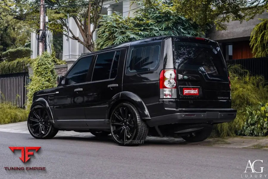 Land Rover Discovery on custom forged wheels